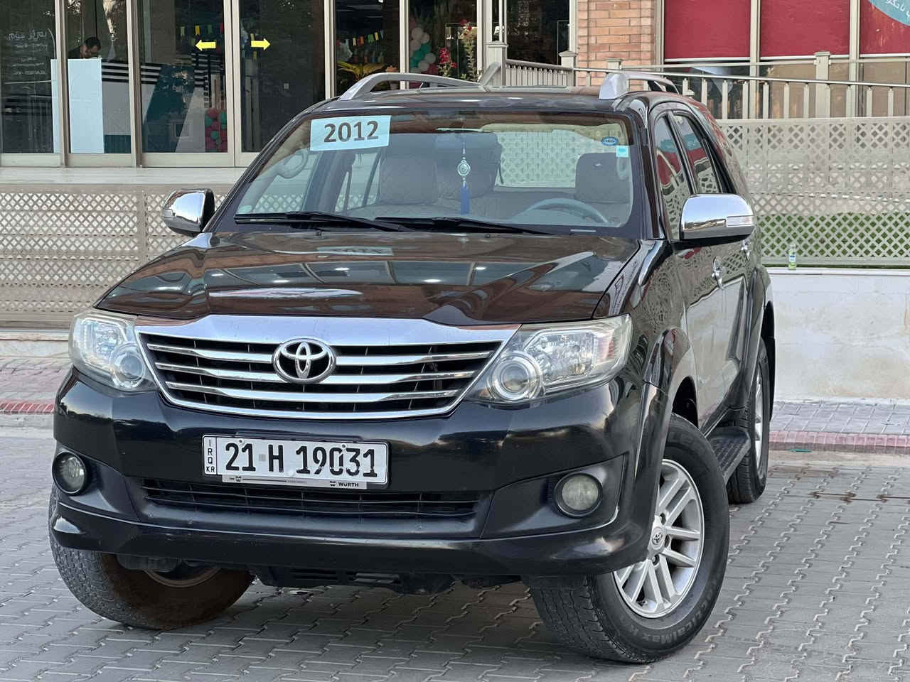 Forchnar 2012 كالار, السليمانية

نص مكتوب في الصور:
- Toyota forchnar 2012 تؤيؤتا فورچنه ر ٢٠١٢ ده بل ئه كسـل سه ياره كه بى بؤياخه ته نها ٤ په نجه ساردى هه يه سه ياره ى ماله بي نوقسانييه گيروو مه كينه و ده بل ئه كسـل و هه موو شتيكى به شه رت ده عامى بؤ دعامى به شه رت ره قه م سليمانييه به ناوى خؤمانه وه يه سه نه وى هه تا وه كو ٢٠٢٩ تازه يه نرخى ١٦٠ وه ره قه و مه عمه له سه ياره كه له كه لاره *********** + Add media +5