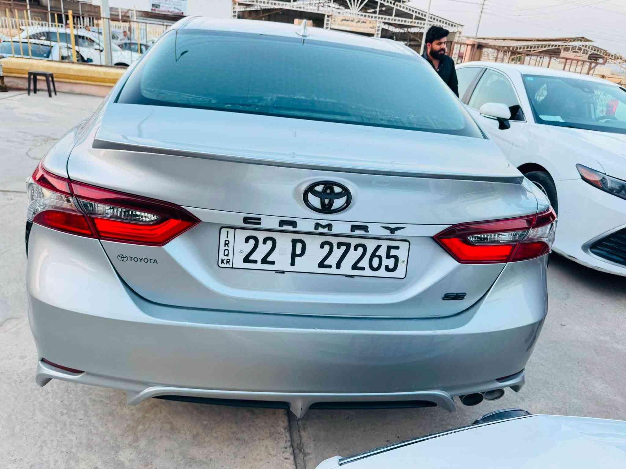 السلام عليكم 
كامري 2024seرقم اربيل هزة وسنويه جديد اجت من امريكا قطعتين كلير امريكا بدون معجون او حادث جاهزة من كل النواحي على وضع الشركة السعر 180وبيها مجال مكاني بيجي ***********
