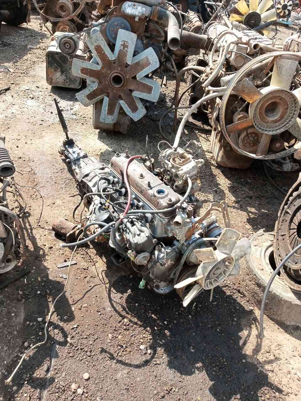 قطع غيار سيارات • اتصال