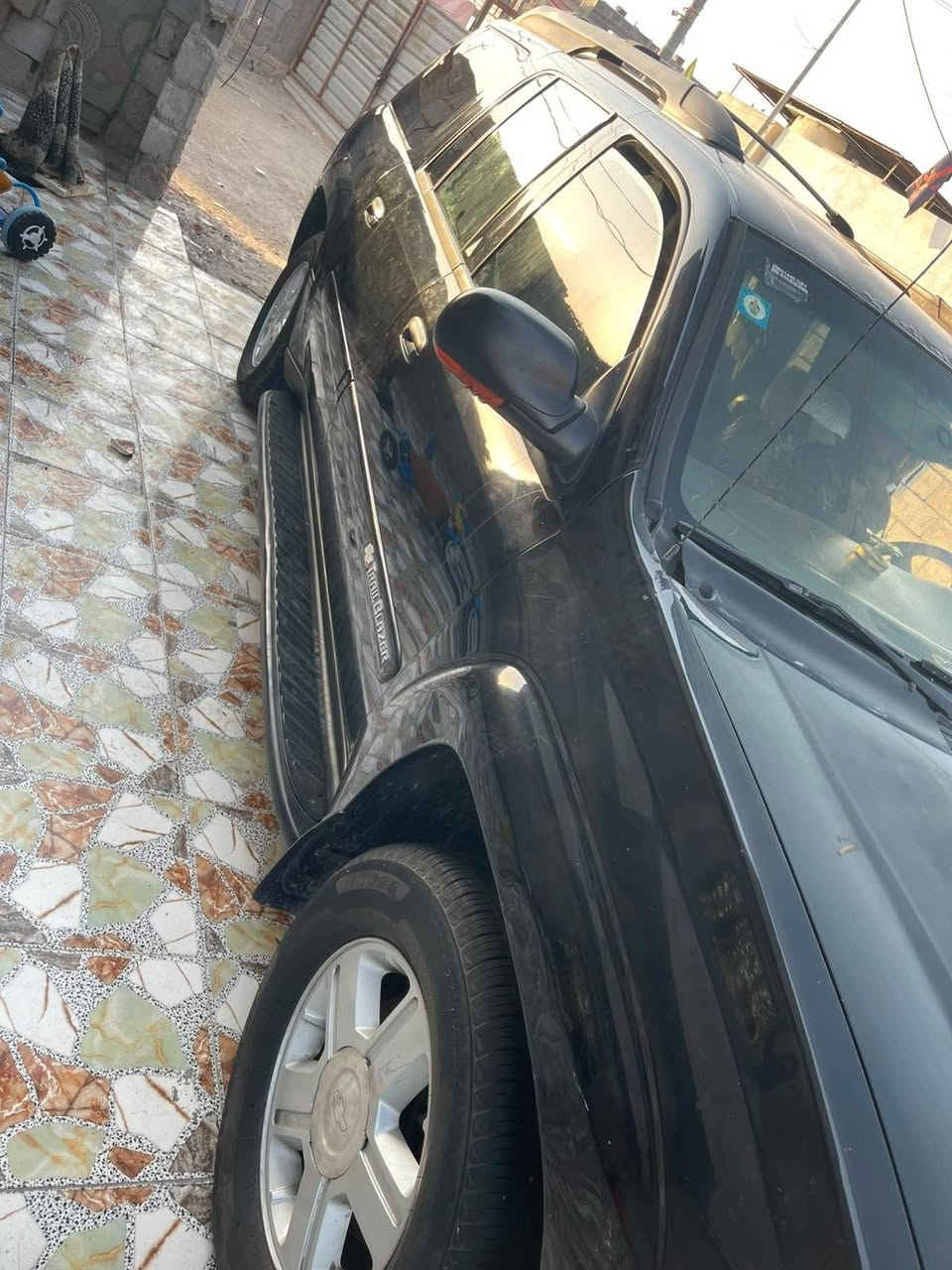 بلايزر2003بصره *********** نكليزي مكفوله من ضربه والكص ونقل مكينه ابلاد جاهزه محرك كير حداده تبريد كله جديده سعر85بيه مجال تعال تدلل مكاني بصره كرمه علي الطيف *********** البصرة, العراق
