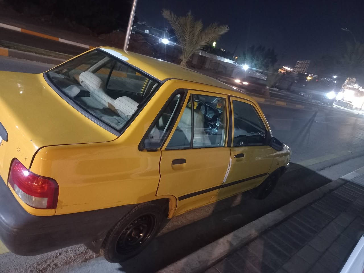 موديل 12
*********** واتساب
