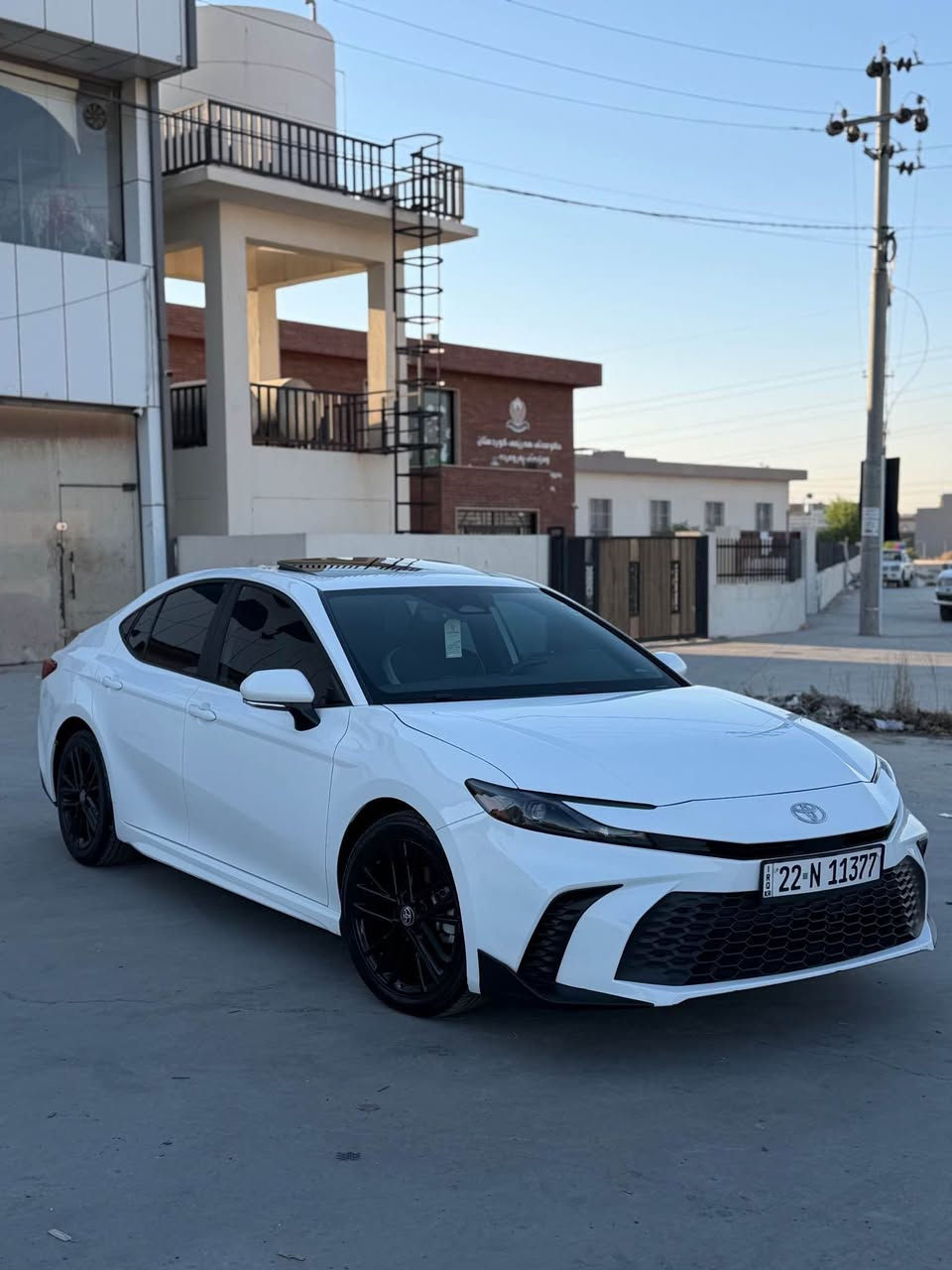 Camry 2025
سەیارەکە بێ بۆیاخە تەنها ئەوەی نیشانم کردوە PDR هەیە رەقەم شاسیم داناوە سەیارەکە جەمپی دوایی هەیە سەرە شاسی لای سەکنی دواوە هەیەتی لەگەل ناو سندووقەکە نیوەی پەمپ کراوە حادیسەکەی زۆر حەفیفە سەیارەکە یەک دینار مەسروفی تئدانیە زۆر خاوێنە جاهیزە هەزە و سەنەوی نوێیە کیتابی جام رەشیشی تازە بۆ کراوە ٣٥ هەزار کیلۆمەتر رۆشتوە گێر و مەکینە و هایبرێدیشی بەشەرتە نرخی ٢٤٩ وەرەقەیە 
***********
جوابی نامە نادەینەوە تەنها تەلەفون 
گەر موشتەریش نی بێزارمان مەکە أربيل, العراق
