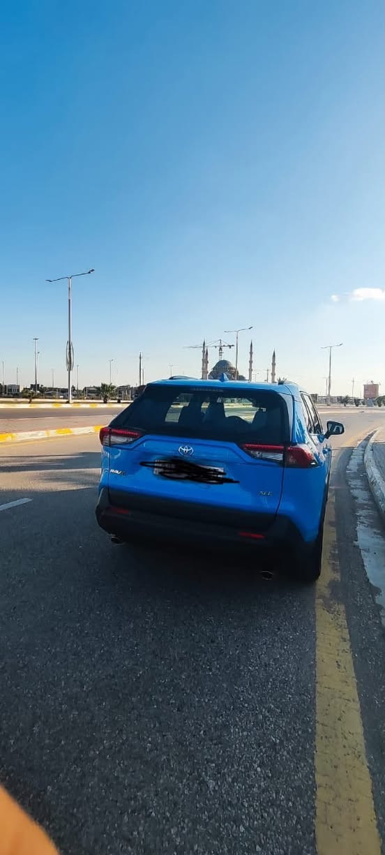راف فور ٢٠١٩ xle
كامل موصفات بيه صبغ قطعتين سونار سيارة موجود ويه منشور 
بيع مستعجل ١٦٥ $وبيه مجال بسيط 
 رقم تيلفون ***********
اكرر سونار موجود بالمنشور وبيه كل تفاصيل
