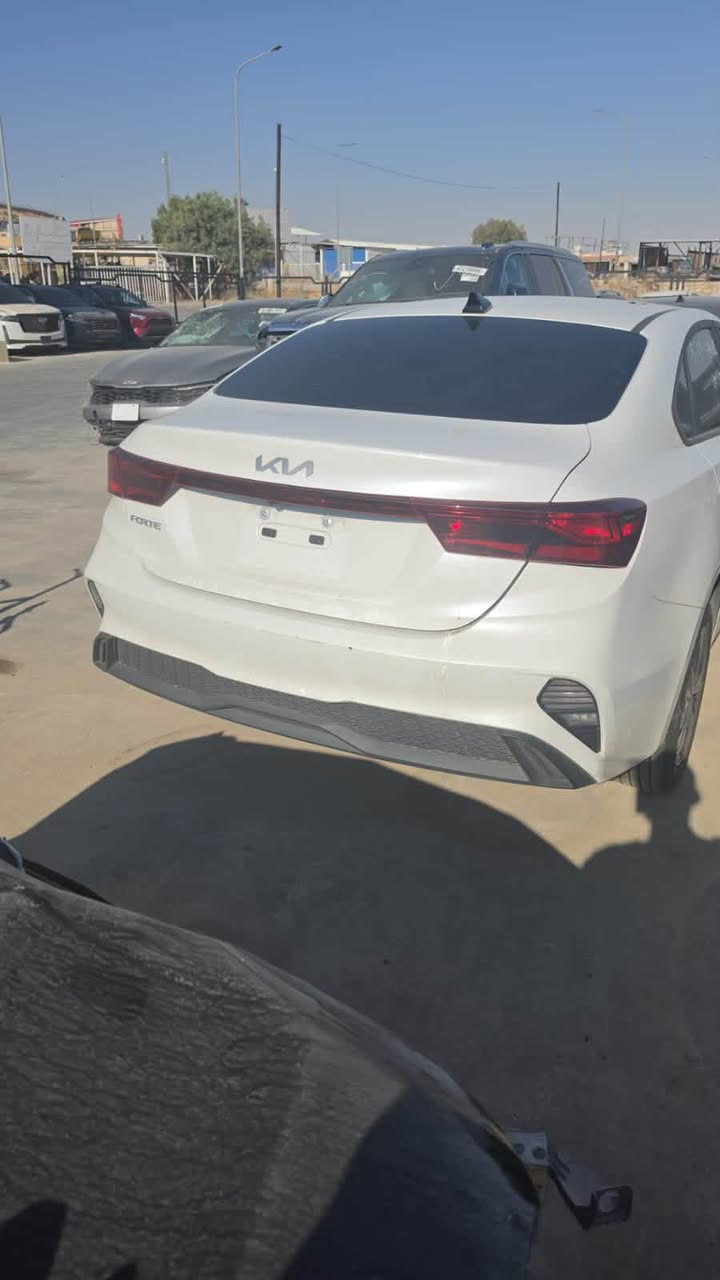فورتي 2024 وارد امريكي
مواصفات:  نص فول

حادث السيارة / الجاملغ راجع بارد والباب بارد فقط بدون قطرة صبغ الباقي كفالة عامة 
 
 حالين السيارة بلاردن انشالله الخميس اتكون بلعراق بغداد  

السعر /  مصلح مع الكمرك كامل (١٤٩) ورقة 

للاتصال /*********** ( فقط واتساب )
