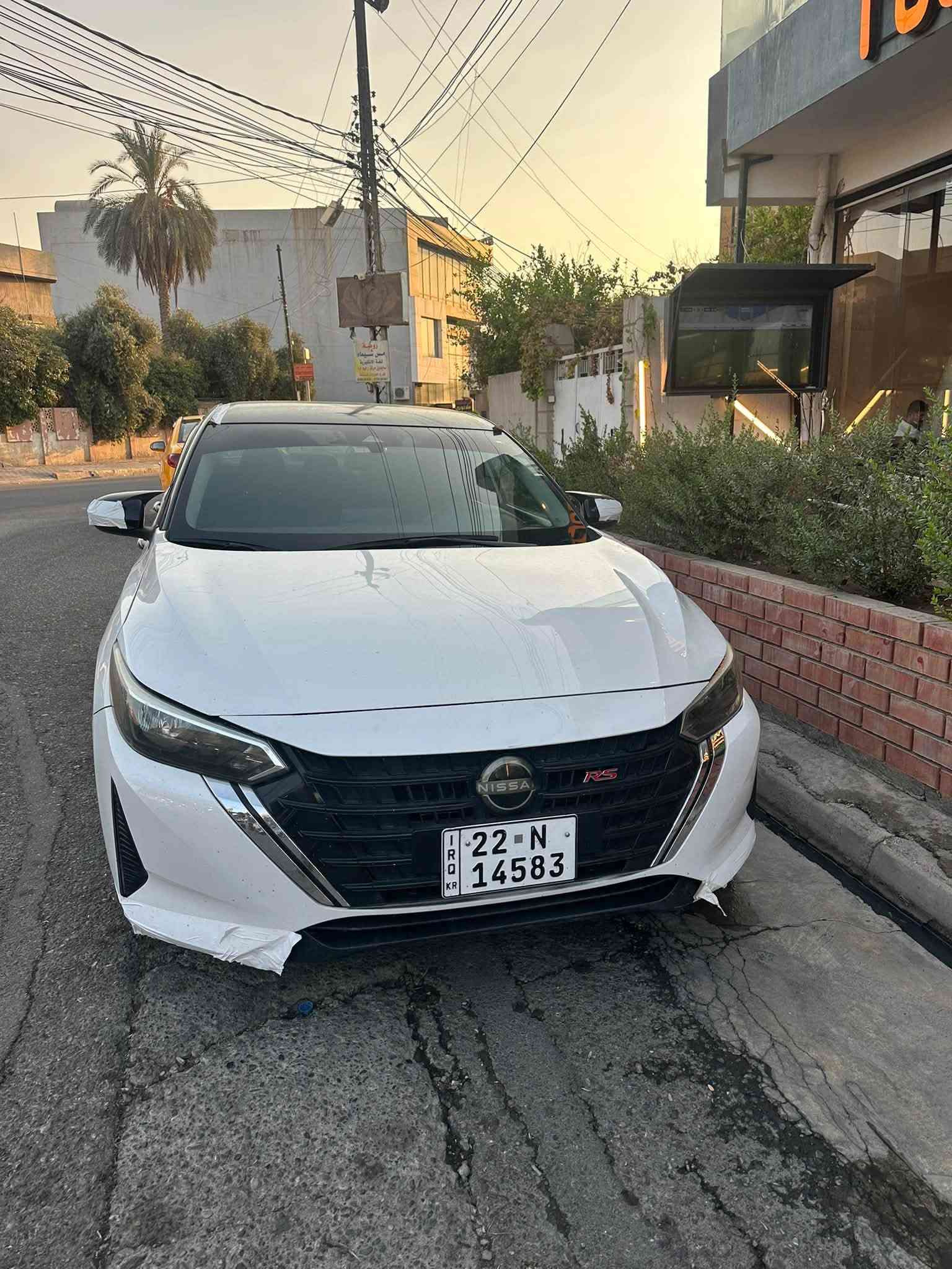 سلام عليكم سنترا موديل ٢٤رقم اربيل سنويه جديد تريد وكاله تريد تحويل موصفات svوياله ودسات مال SRكير محرك تبريد كله ابشرط سياره ماشيه٣٨بيها ٤قطع رقم شاصي بل منشور سقف ابيض اني مسوي اسود سياره بدون نوقص مكان كركوك سعر ١١٧بيها مجال دفتر بنزين بعد شهرين يطلع ***********

نص مكتوب في الصور:
- 3N1AB8CV4RY243188