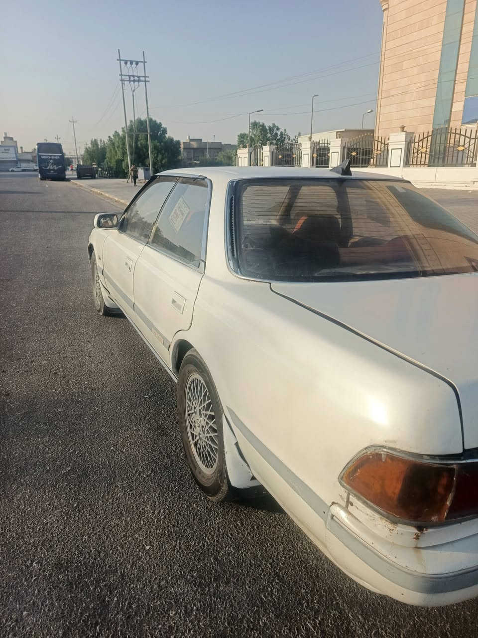 السعر ﴿32﴾ وبيها مجال
‏الاتصال {***********﴾
‏مارك عضم موديل ﴿92﴾رقم نجف  الماني ﴿بسمي ﴾
‏
‏مكينه وكير  ونجي  حداديه نص عمر تخم تاير جديد
‏
‏ملاحضه السياره  مكفوله من الكص وانقل جثه والضربه القويه السياره حلوه وكاعده  
‏
‏مكان السياره النجف 
‏
