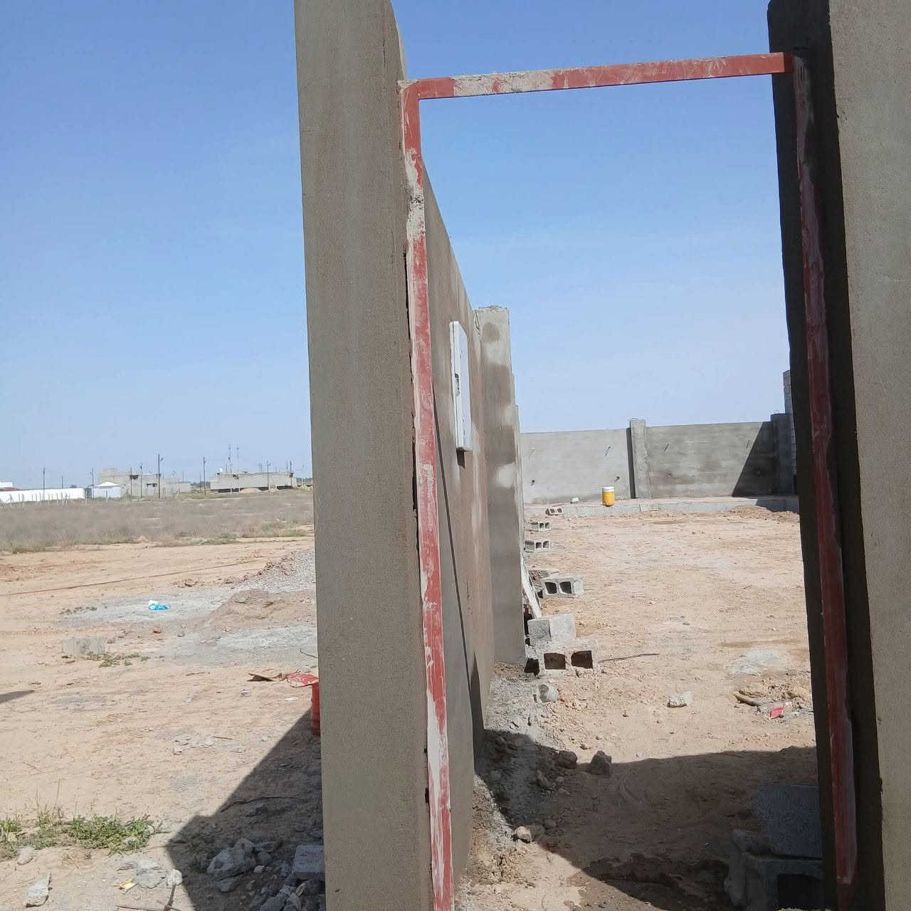 جزء من عملي  شغل مع تقطيع واجهيات شغل درجه اولى  كل هاذة شغل المتر ٢٥٠٠
الهاتف 
***********
