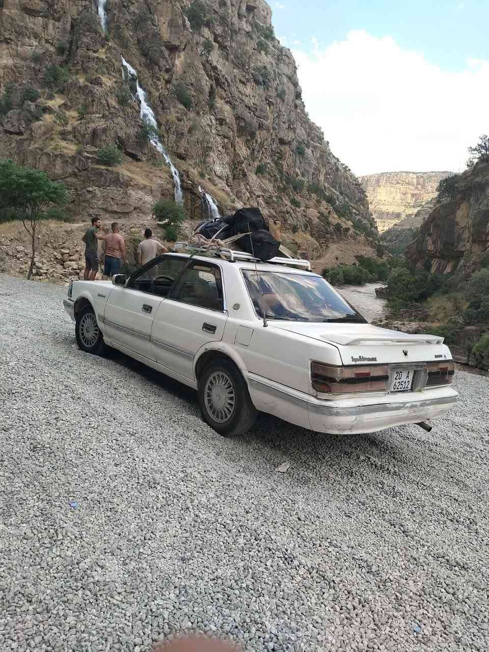 هارتوب موديل 1988 يسره بلاد
تبريد شغال ❄️
تخم تايرات جديد
سنويه 31 بسمي مداور ثاني
كهربائيات كله شغاله
٣٥ وبيه مجال
***********
