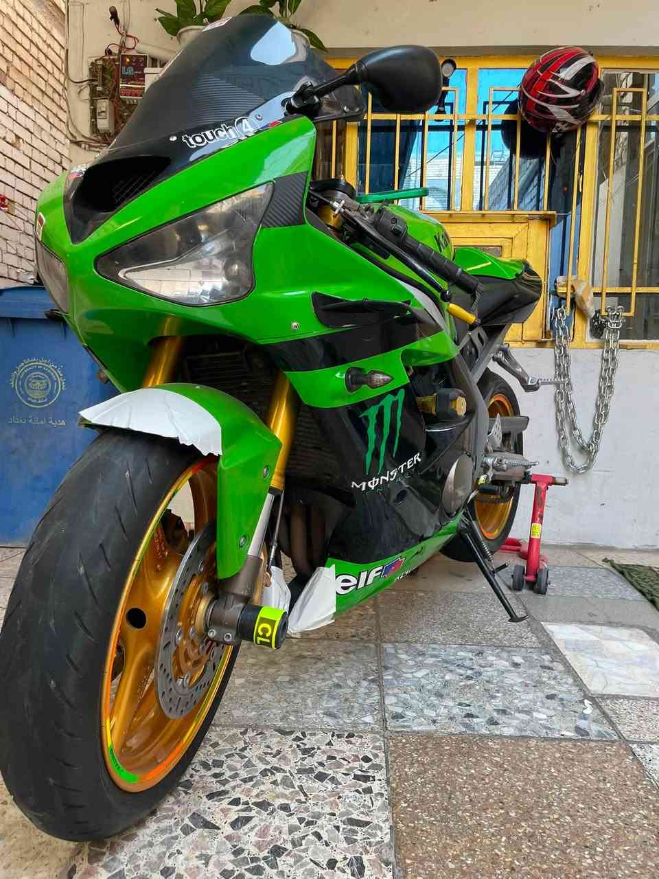 للبيع 
نازلنه من كلشي وكلاشي 
كلشي موضح بل صور 
***********
السعر 34$
بغداد
