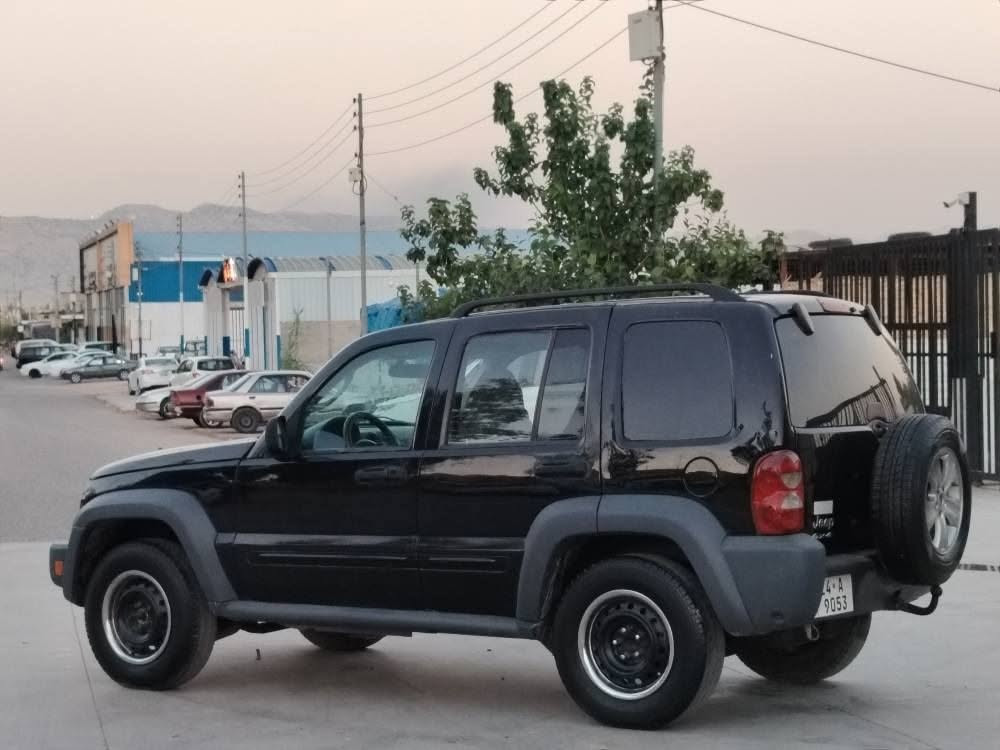 تەنها 53وەرەقە 😱😱😱
جێب لێبرتی مۆدیل 2005 گێڕتۆماتیک
بەنزین و غازە غازی ئیتاڵی بۆبەستراوە
6 پستۆن مەکینە 3.7 دەبل ئەکسل
سبوغ عامە پشت و پێشی لێدرانی نیە
گێر و کەمینە و تەبرید بە شەرت
تحویل و بەناوکردن بە شەرت 
4 تایەی نوێی لەسەرە
 تا بلێی توندوتۆلە بێ مەسرەفە
سەنەوی تا2030تازەیە ڕەقەم باریکە
دوو وەرەقە غرامەی لەسەرە دەیدەمەوە
نرخی 53وەرەقەو مەجالێکی کەم
***********ڤایبەر وەتس ئەپ
***********لەشاری کۆیەم كويسينجاك, أربيل
