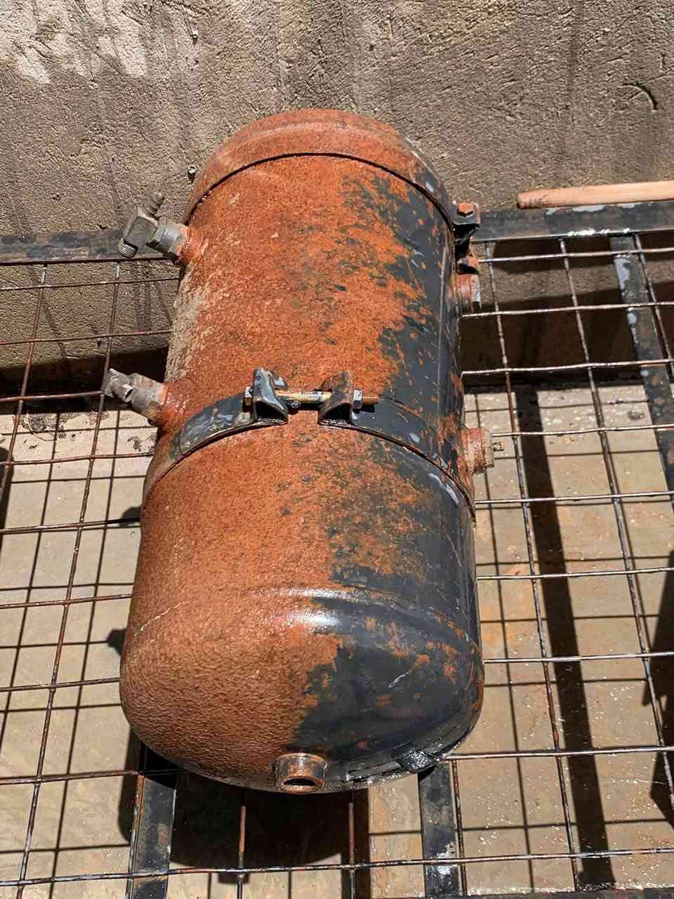 بطل الماني بلادي للبيع
الاحمر سعرة 75

الاسود ثنين ب 50الف

العنوان بغداد الخطيب

لتواصل ***********

