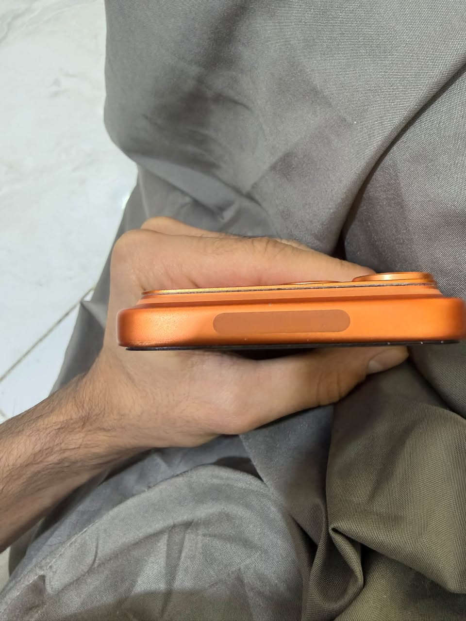 آيفون ١٧ برو ماكس • ٢٥٦ • بطارية 100%