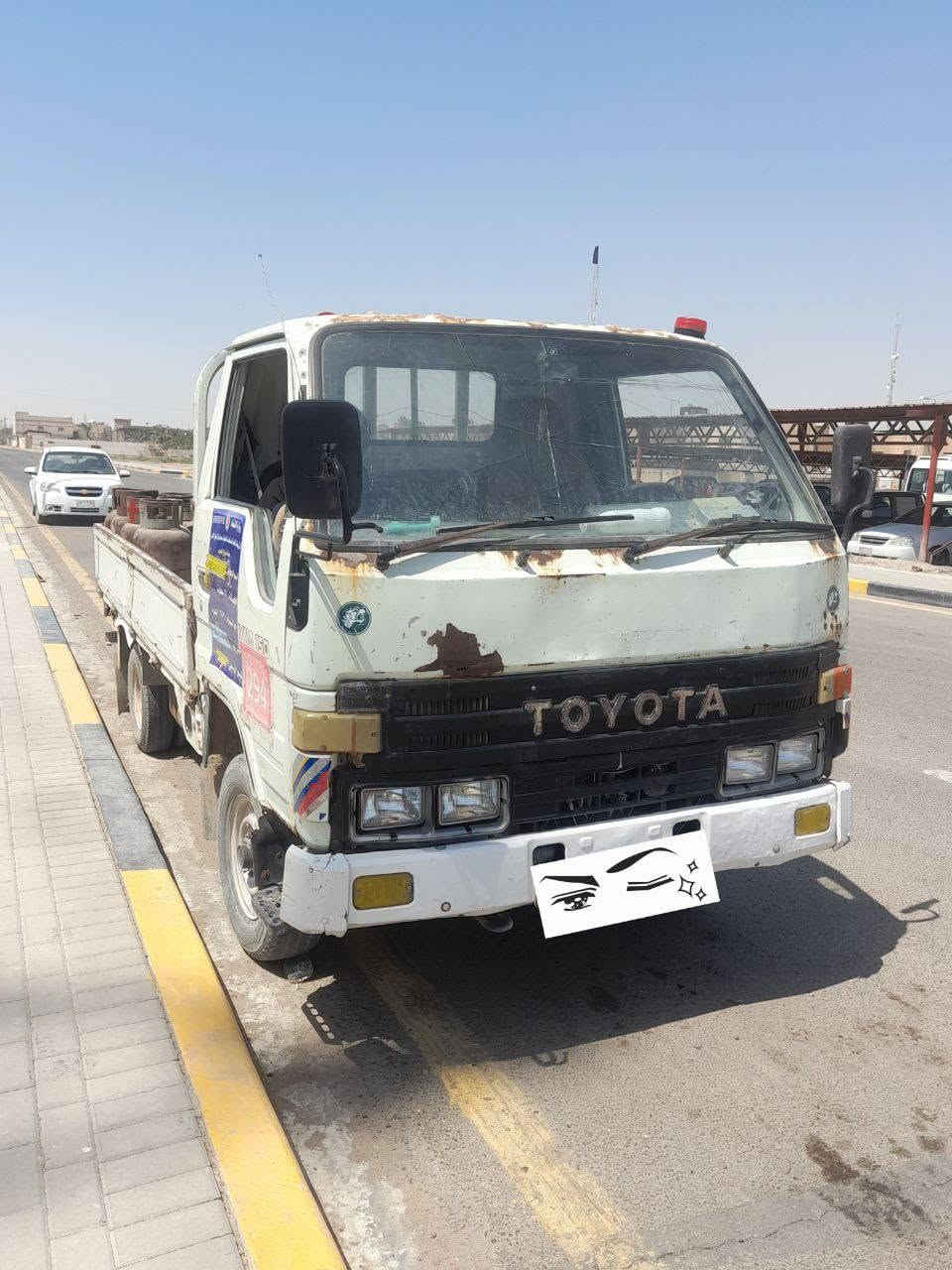 سلام عليكم اهل الكروب المرام تيوتا داينا بترا سيارة بسمي موديل ٢٠٠٠ مكينة كيا ٣٠٠٠ حصة كاز ٤٠ سيارة مال جناية باقي التفاصيل اتصل على هذا الرقم ***********

