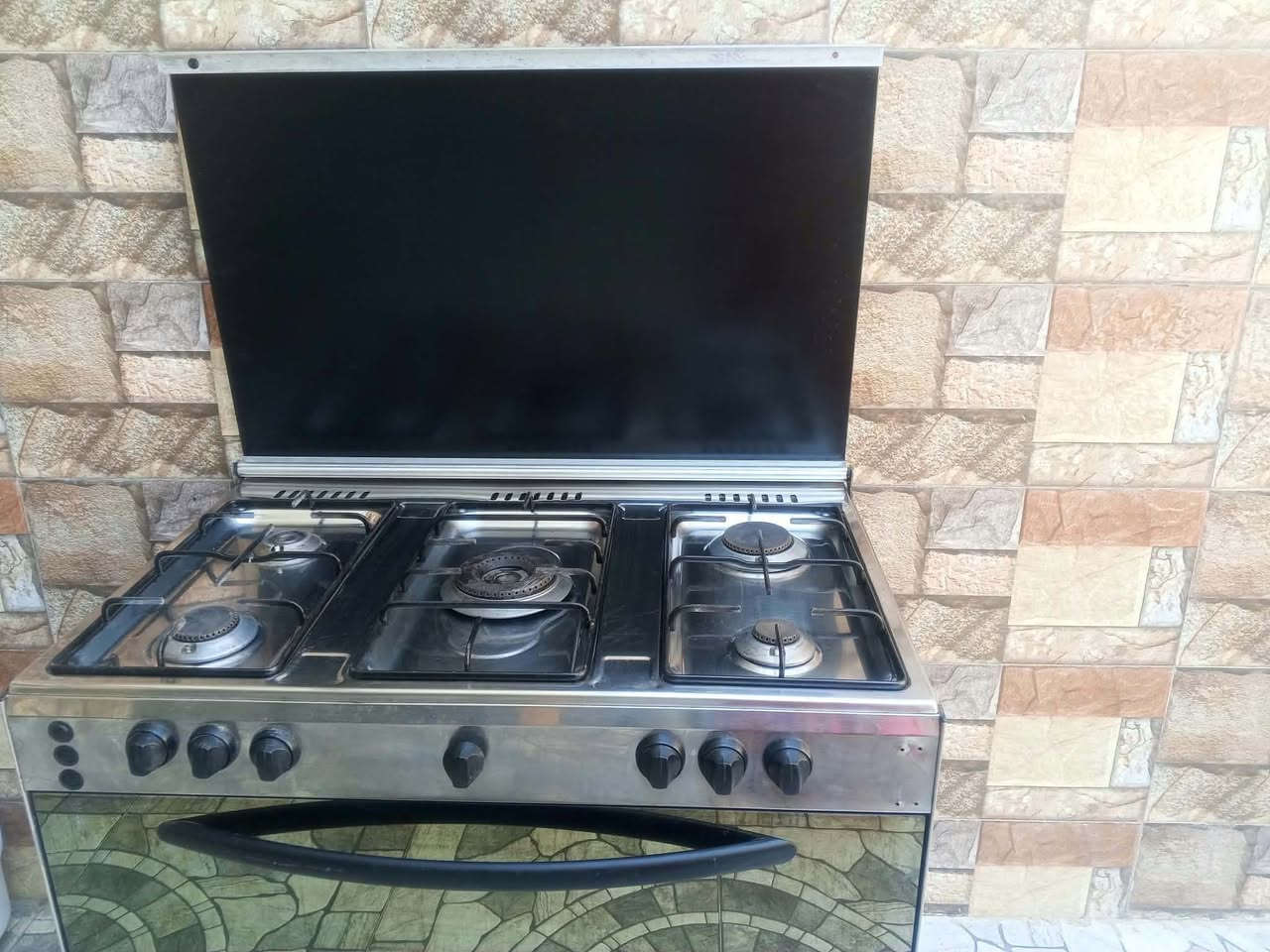طباخ • نظيف • حي البكر