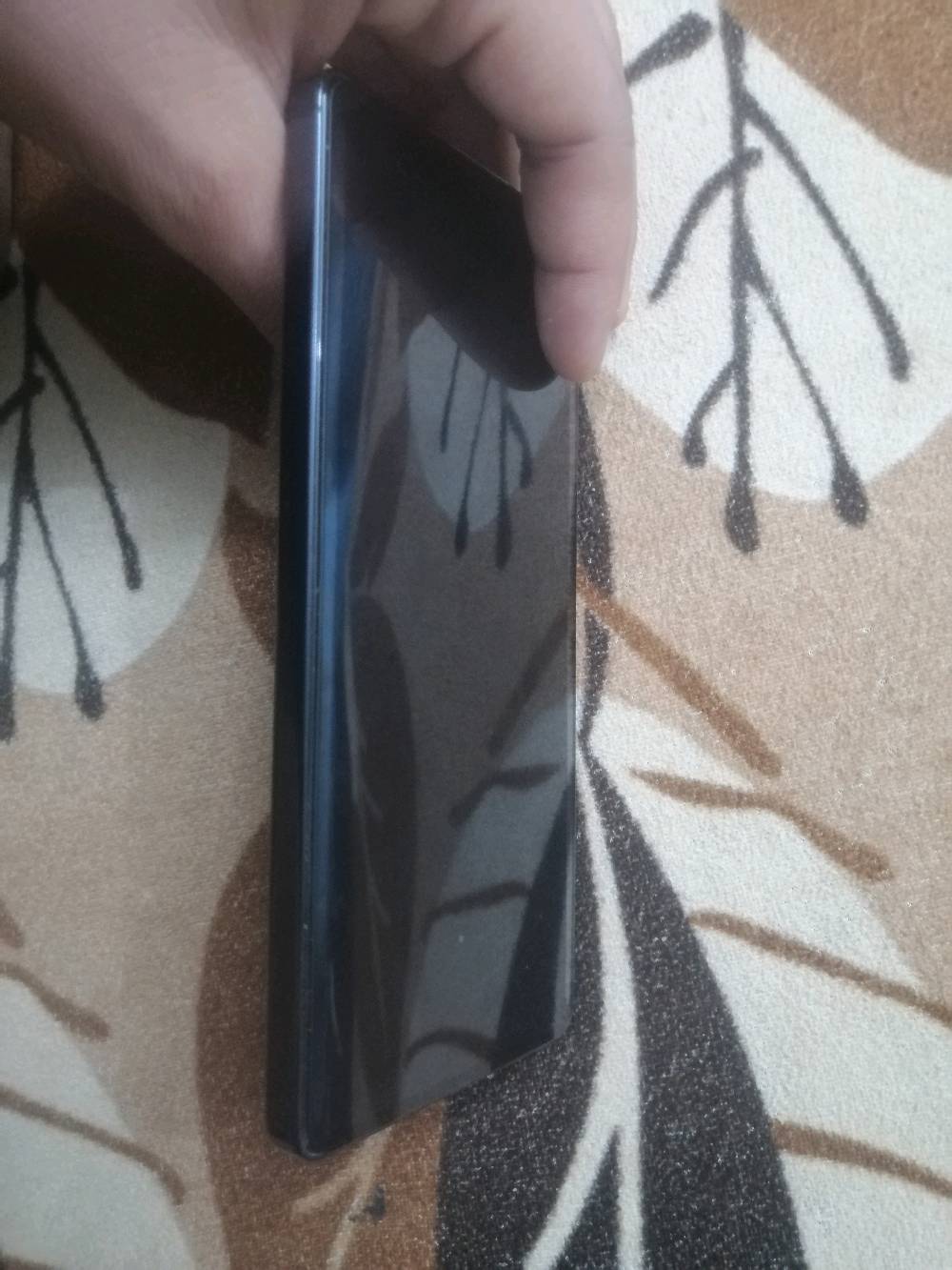 كامون ٣٠ برو 5G • ٢٥٦ • رام ١٢+١٢