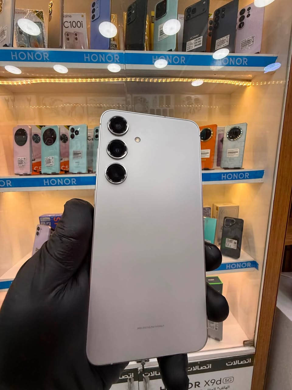 📱🔥 Samsung Galaxy S24 Plus 🔥
✨ ذاكرة 256GB
💎 مستعمل – حالة مرتبة
🚀 أداء قوي وسريع جداً
📸 كاميرات احترافية
🖥️ شاشة Dynamic AMOLED 2X بحجم 6.7”
🔋 بطارية 4900mAh

✅ الجهاز مفحوص وجاهز للاستخدام
🔥 فرصة حلوة للي يريد فلاجشب سامسونگ بسعر مناسب
📍 العنوان:
النجف الأشرف – شارع الغدير – فرات – مجاور السعبري

📞 للتواصل والاستفسار:
***********
