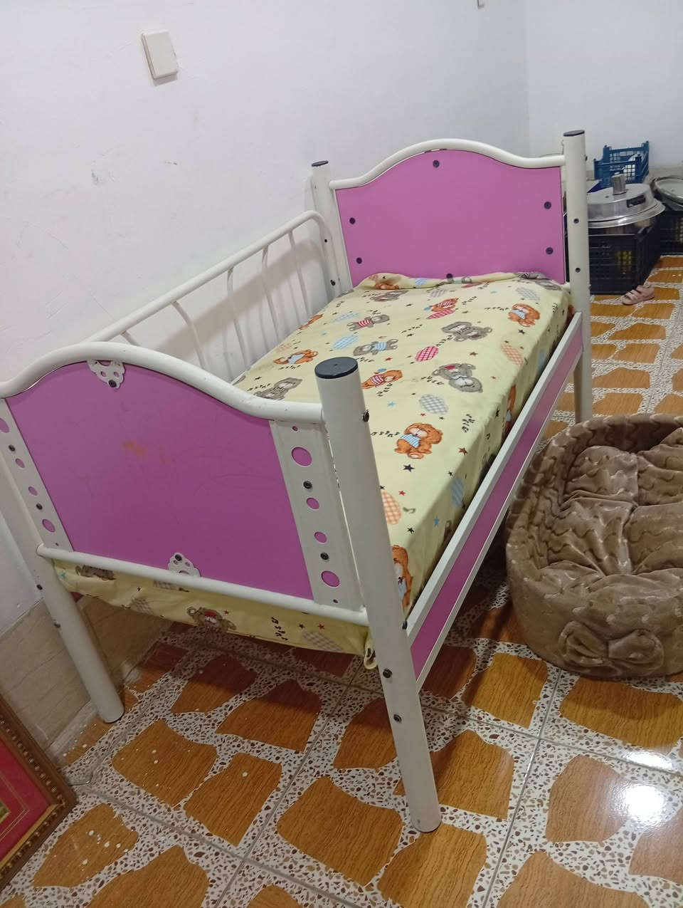 للبيع • واتس • مجال بسيط