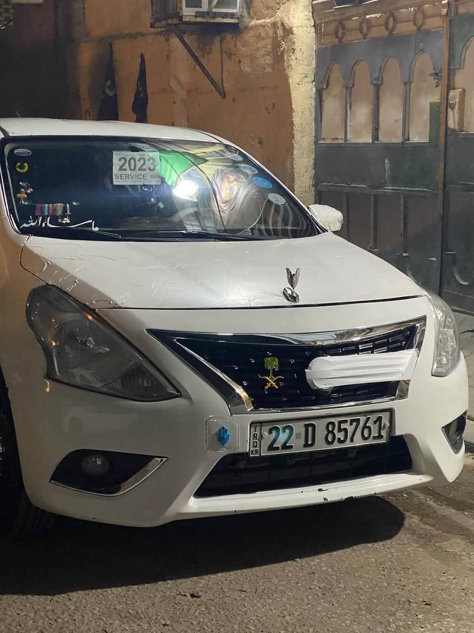 سلام عليكم نيسان صني للبيع مديل 23 مصري سياره فول مواصفات تبريد قطعتين جام اربعه كهربائي تبريد ثلج ❄️ مكيه وحداديه جدد تايرات تخم جديد رقم اربيل انكليزي عندي وكاله سياره بيه تلاث قطع صوب العبري وجاملغ الي بصوب سايق بي بارد خفيف بل خشم سياره جديده بمعنه الكلمه متصرف عليه ربع واني اشتغل بيه بس محافظات ماحيرتني ابد الله يشهد 
سياره ماشيه تقريباً 93 
السعر 105وبيه مجال قليل 
مكاني نجف تواصل واتساب مازنجر ***********
