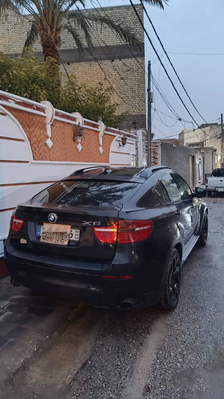 بي ام X6 مديل 2008 رقم دهوك الماني فول مواصفات 1/1
 فتحه بصمه جلد شاشه فول للخير .سياره بدون مكينه..السعر 80ورقه بيه أو مراوس حسب القناعه رقمي استفسار أكثر ***********
