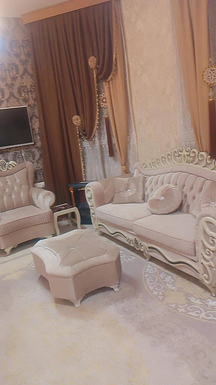 بيت اربع شوارع • حي الاساتذه • ٢٠٠م