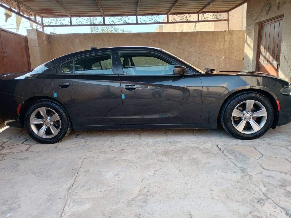 جارجر SXT • ٢٠١٧ • رقم بصرة