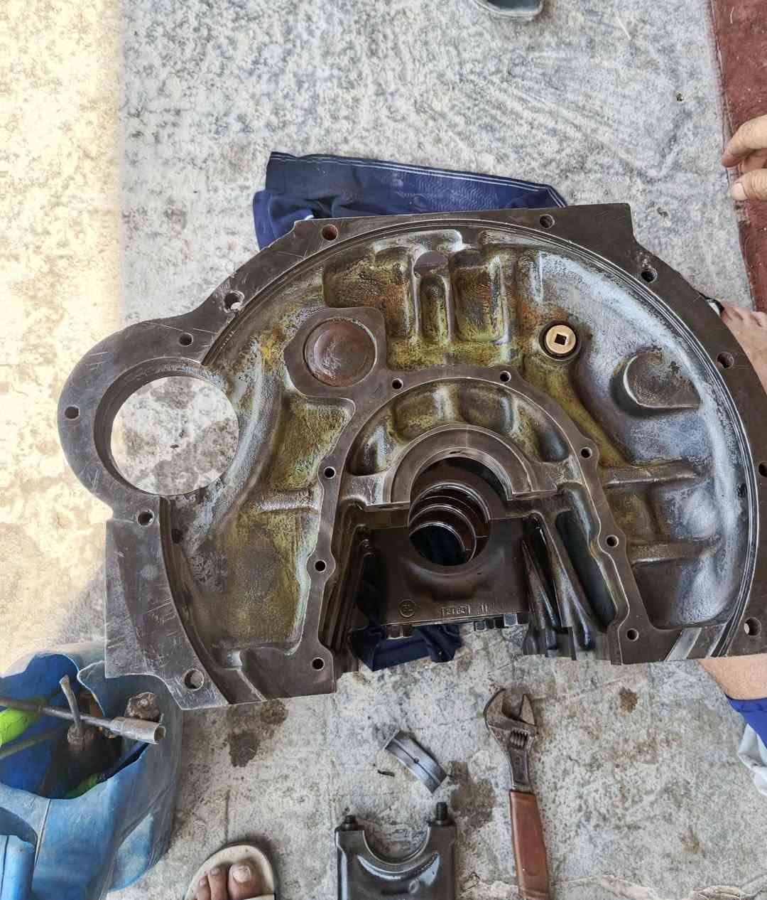 سلام عليكم شباب هذه سلندر مال مولده دويز الماني  تلاثه سلندر  912
ام الصروخ نوزل قلم السلندر بي فطر اول خانه بصيط ويا سلف مالته اصلي شقال  وهذه رقمي ***********
