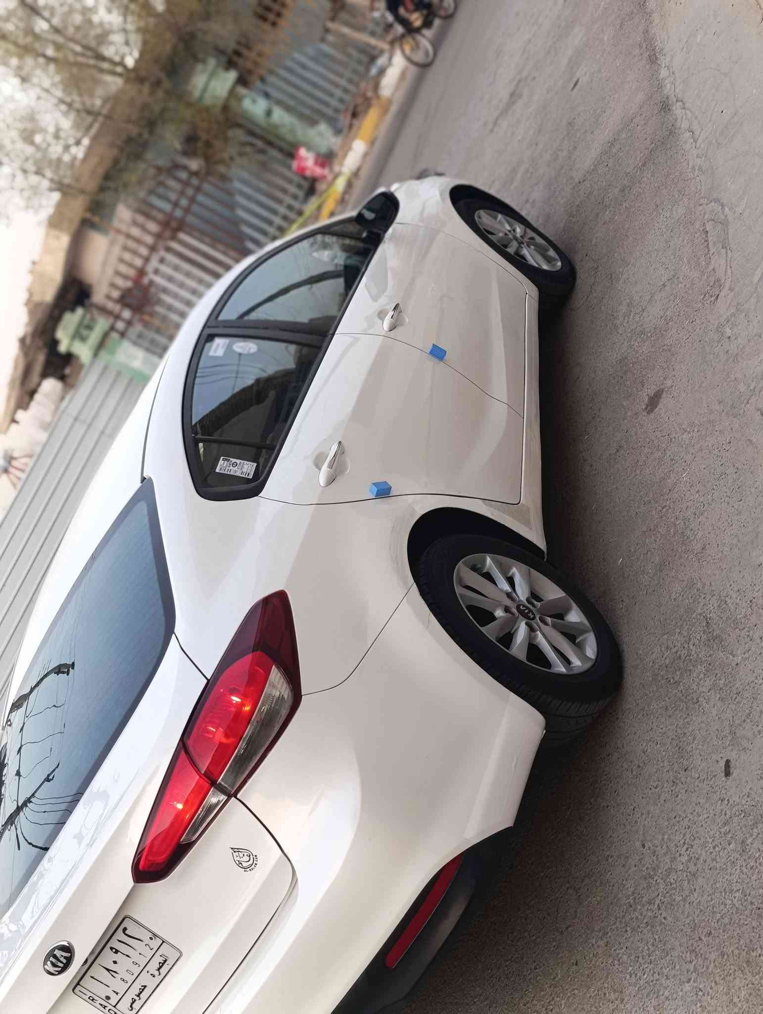 كيا سيراتو موديل 17 خليجي  كفاله بارده خشم جاملغ الامامي 
رقم بصره تحويل ثاني يوم 
مواصفات اشاير بل مري قلاب 
ويل كب سبير مانازل كامره دواره 
جاهزه مكينه تبريد حداديه تخم تاير 
 الاستفسار  انتصل ع رقم***********
