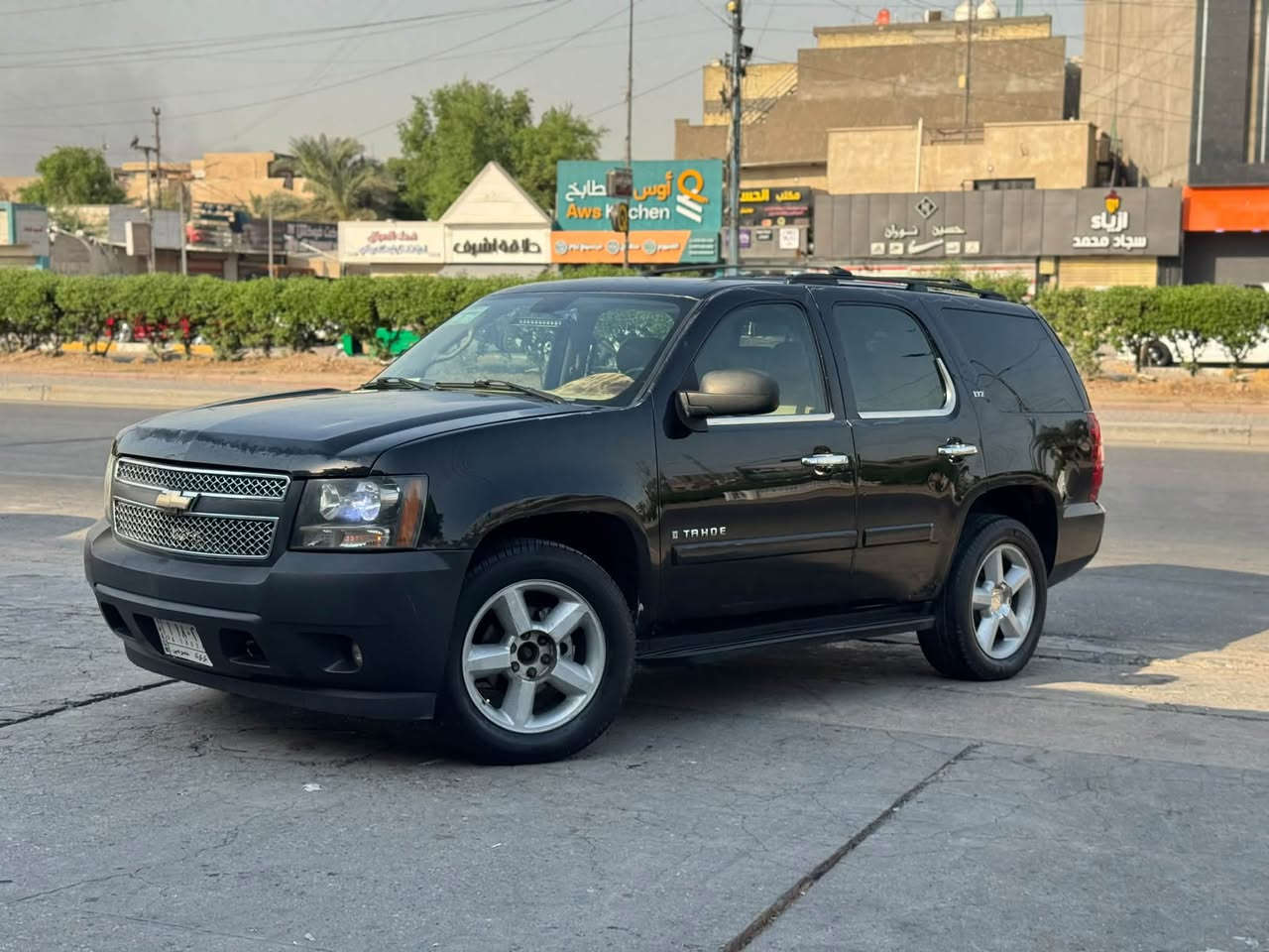 سلام عليكم
 تاهو LTZ للبيع والمراس موديل 2008
السيارة خليجيه بدون حادث مابيها نواقص السيارة جاهزه صدر جديد مكينه 5300 المرغوبه كير ومكينه جدد شاديهن رقم كركوك قرار ٤٨ فقط وكاله؟  تبريد شغال مابها نقص المكان بغداد  السعر 115 وبيها مجال حك الجيه رقم
***********
