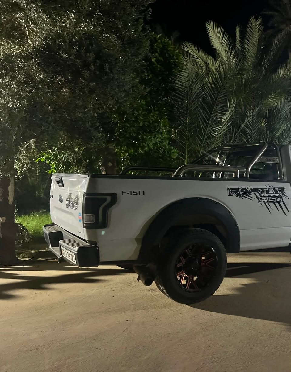 فورد F150
موديل 2017 

رقم بغداد 

باسمي 

محرك 3500

سته سلندر

السعر ١٤٥ وبيها مجال للشراي 

بدي طويل باب قصير 

***********
