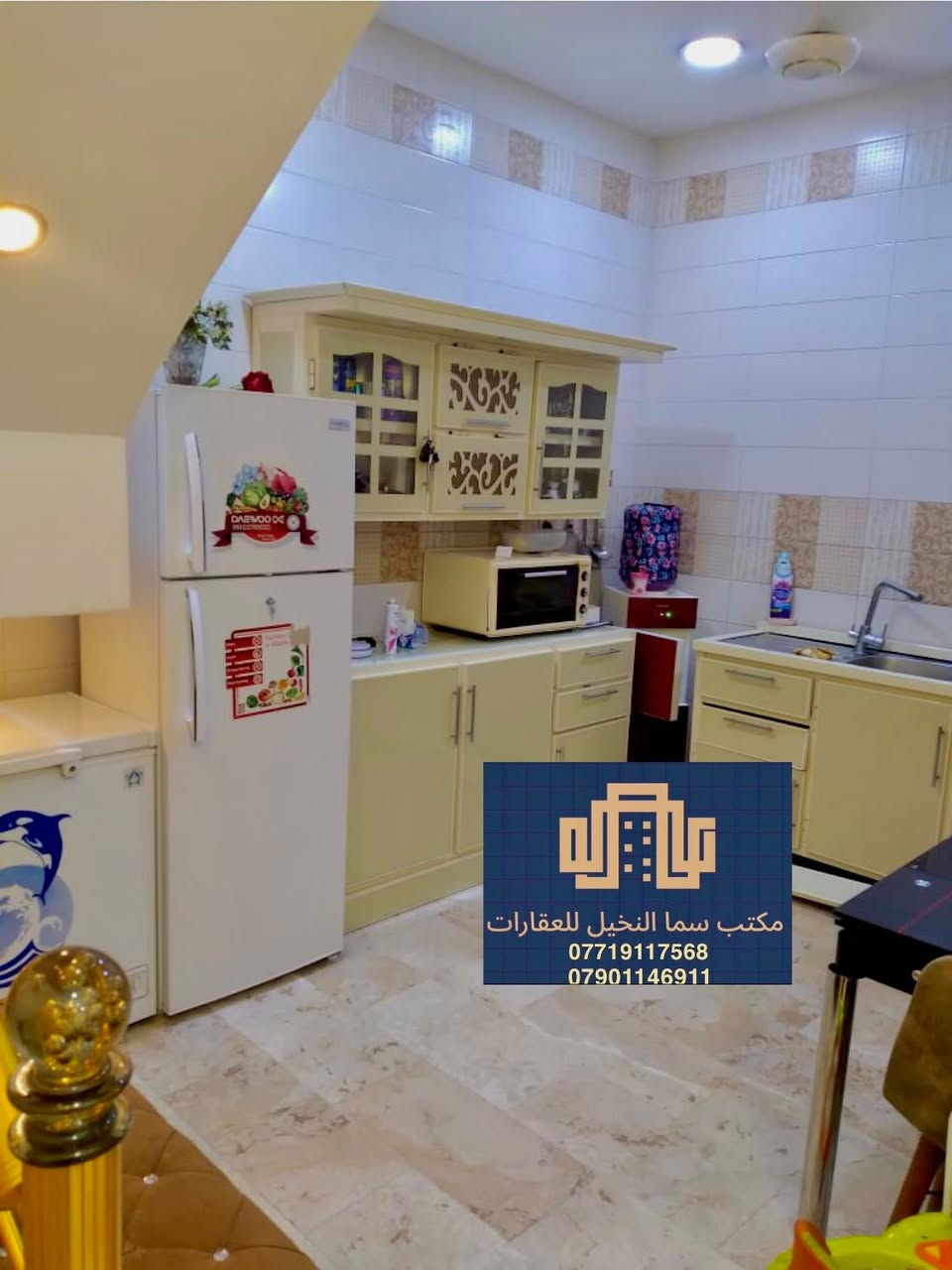 #للبيع عقار #الاعلام ( مكتب سما النخيل للعقار )

📍موقع العقار : الاعلام حي الشباب 

📐 المساحه : 50 متر 
▫️واجه : 5 
▫️نزال : 10
⚪️ محتويات العقار : 2 غرف نوم خدمات عدد 2
بناء حديث  وموقع جداً هادئ
واجه حجر وأرضيه مرمر 
دار فارغ حالياً وجاهز للسكن 

لمعرفت تفاصيل اكثر للاتصال 📞☎️
***********
***********
***********
مكتب سما النخيل للعقارات العامه 

📍موقع المكتب🔚الاعلام _ حي الشباب _ سوق اميمه

نستقبل جميع العروض  في حي الاعلام والشباب والمناطق المجاوره
