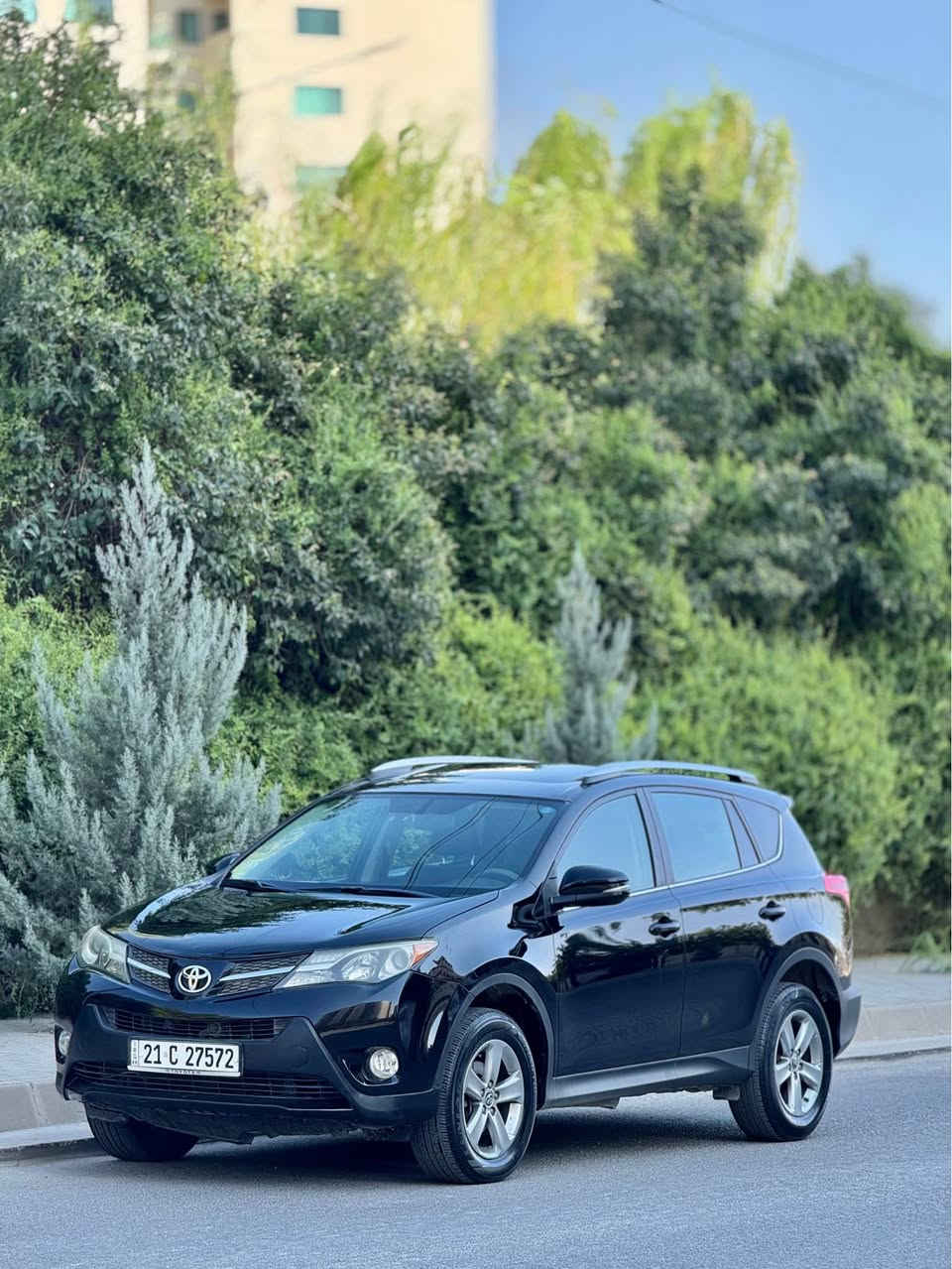 TOYOTA RAV4 2015 
توێتا ڕاڤ ٢٠١٥ xle 
بەس دەرگای سنوقی بۆیاخە یەک قرچی بچوکی هەیە تۆزێک وردەی هەیە فول فول مواسەفاتە ٨٨هەزار ڕۆشتوە گێڕو مەکینەو تەقەو ڕەقەی بە شەرتە تەحویلە خەڕامە بە شەرت 
*********** السليمانية, العراق
