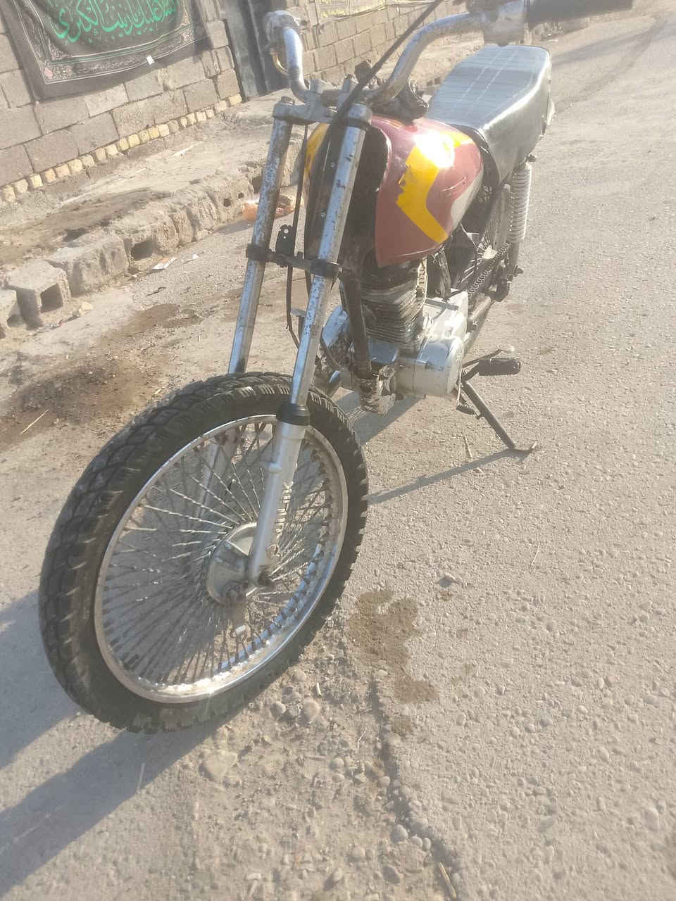 انسلام عليكم دراجه نامه بروه  مديل 20 محركه نضيف لا نضوح ولاه تبخير سعر 175 وبيه مجال مكاني بغداد سبع قصور  ***********
