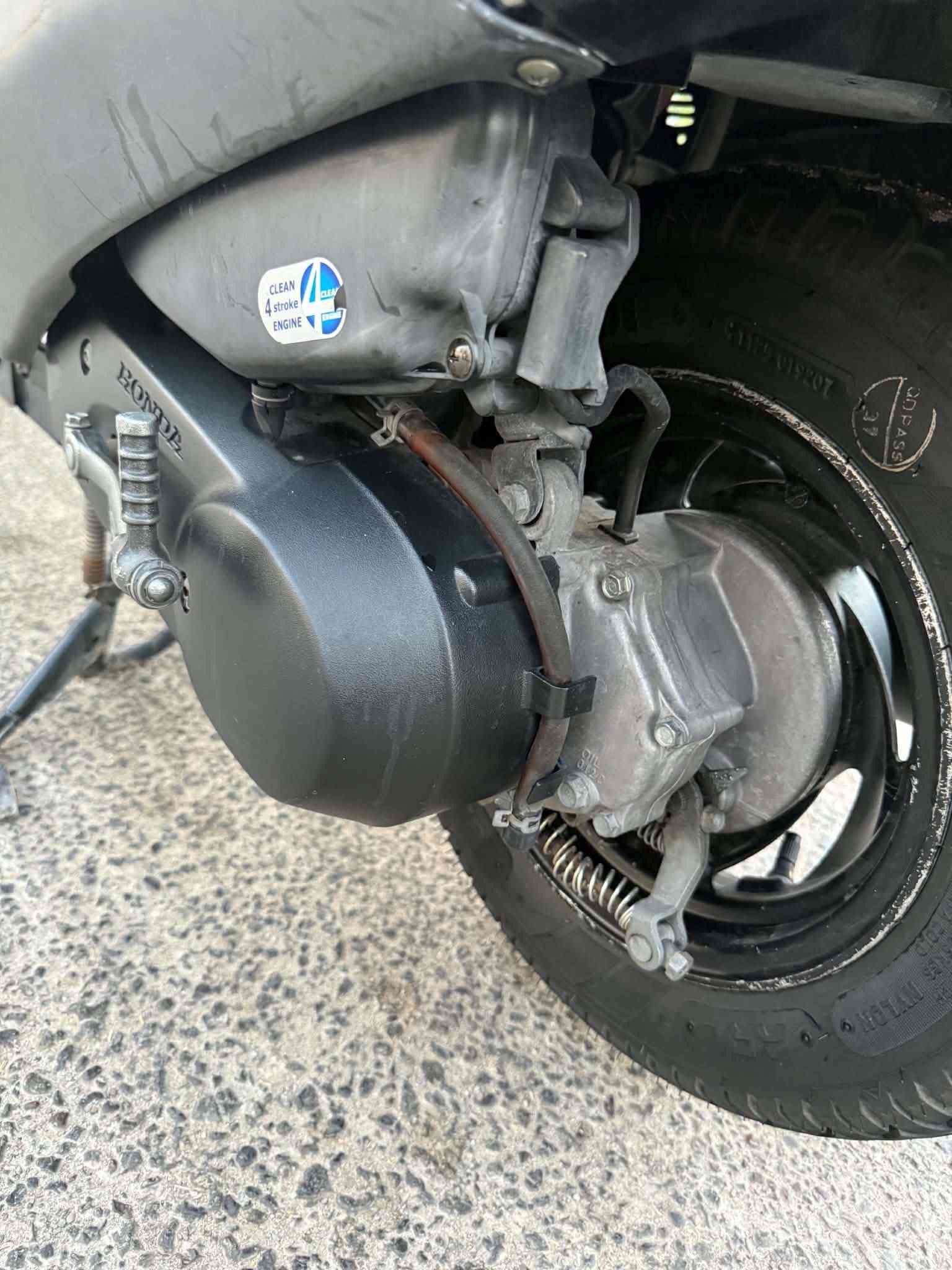سلام عليكم سبيسي ياباني رمبه مكفوله للبيع مكينه ناعمه كهربائيه كلها شغاله ماشيه 38جديده احله من صوره كفرات اصليه مختمه مكاني كوت داموك سعره على رقم ***********
