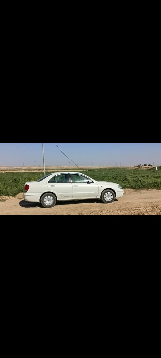نيسان سني ياباني موديل 9 محرك اسود 
رقم بغداد گير عادي محرك بالشرط
ضرر بس جامرلغ الامامي مصبوغ جهة السايق بدون دواخل
القماره بيها جراد ابدايتها
 تدفئه تبريد جام 4 كهربائي 
رقم بغداد تحويل مباشر 
مكان السياره ديالى بعقوبه 
السعر المطلوب 90 
***********

