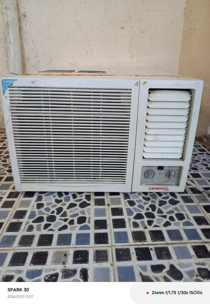 سلام عليكم رافع ابو 10 للبيع ارقه نوعيه الحضاره شرط الشغل سعر 175 و مكيف شرط الشغل للبيع تبريد ثلج سعر 190عنوان ديالى بعقوبه للتواصل ***********

نص مكتوب في الصور:
- SPARK 30
- 2026.09.20 13:58
- 24mm f/1.75 1/33s ISO401
- 2026.09.20 13:57
- 24mm f/1.75 1/50s ISO117
- 24mm f/1.75 1/50s ISO114