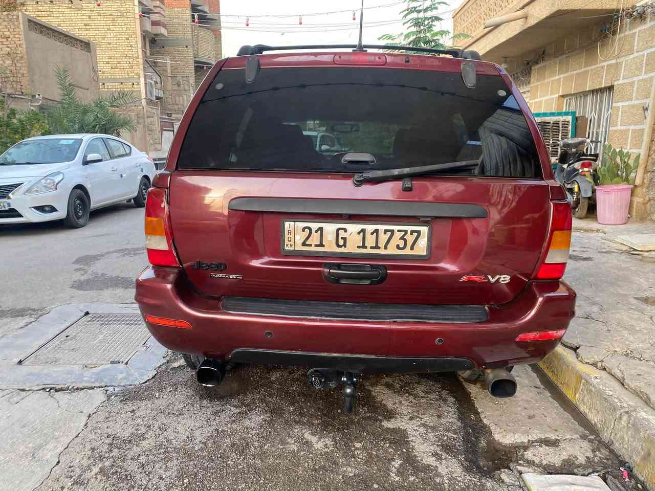 السلام عليكم 
جيب مديل 2000
محرك8سلندر
داخل اسود جلد
رقم سليمانيه تحويل ثاني يوم 
صاحب سنويه موجود مكانه بل سماوه
سياره محرك وكير كفاله
رقم صاحب سيارة ***********

إني مكلف بل نشرر.   

خاص ما اجاوبببب
