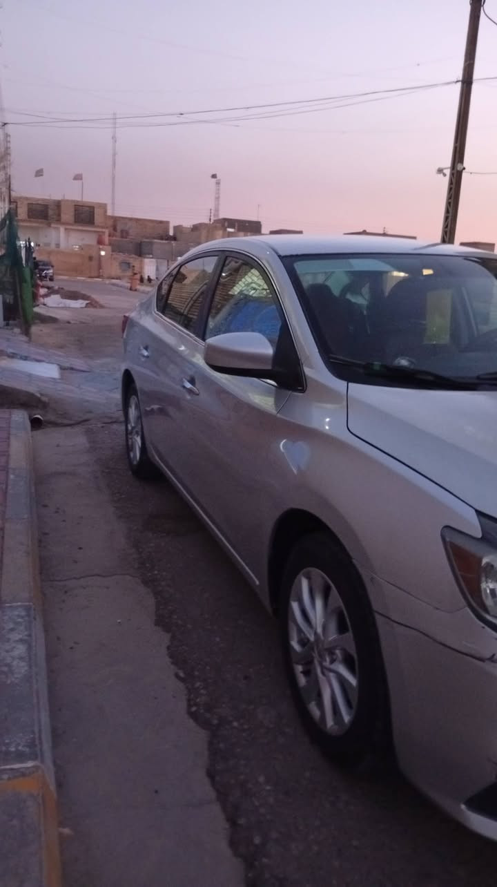 سلام عليكم سنتره نيسان للبيع موديل 2018وارد مريكي الجاملغ اليسر مال سايق مبدل ولباقي كله كفاله عامه حداديه جديده تخم تاير وسعر 110وبيه مجال وستفسار عله رقم ***********
