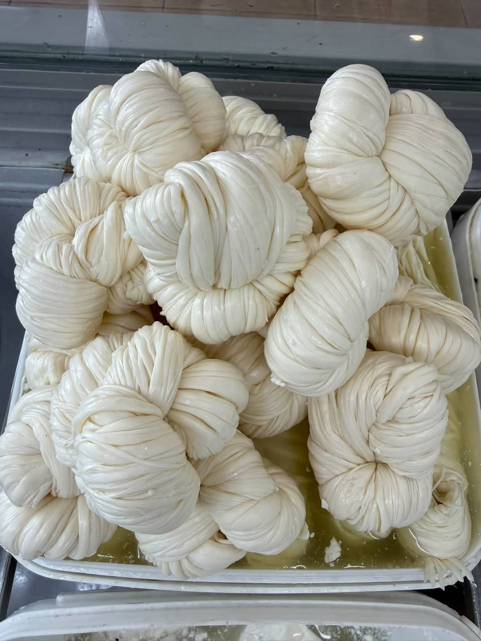 شجرة عفرين • مونة سورية • بيع جملة