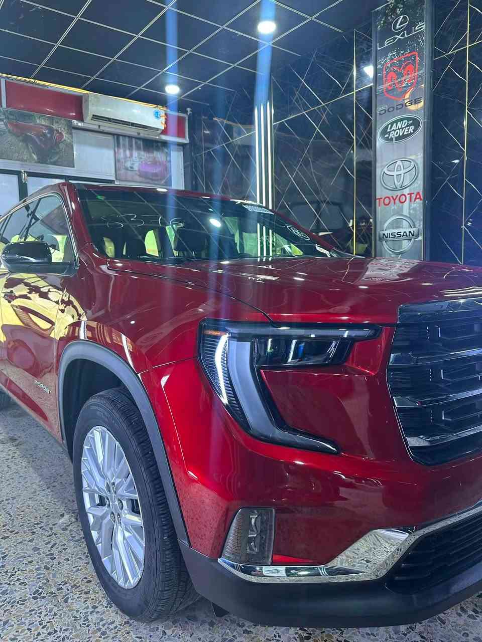 يا الله
𝑮𝑴𝑪  𝑨𝑪𝑨𝑫𝑰𝑨  𝑬𝑳𝑬𝑽𝑨𝑻𝑰𝑶𝑵  𝑨𝑾𝑫
اخوان رقم الشاصي والحادث بالمنشور
موديل  2024 قبق صندوك صبغ فقط
صور الحادث بالمنشور الباقي كفالة 
ايرباك كله سليم بجم كبس 
فول مواصفات عدا الفتحة 
‏4x4 دبل اكسل فور ويل
حجم ويل 20 
٧ راكب كشن جلد
بصمة .. كشنات كهرباء 
تشغيل عن بعد
رادار أمامي و خلفي وجانبي 
حساسات امامي خلفي 
نظام كاميرا 360درجة امامي خلفي جانبي 
داتا شو
كشن تدفئة
ستيرن تدفئة
ستيرن شفت كهربائي
شحن ايفون واير ليس
صندوق شفط Auto
بريك بصمة Auto 
ماشية 11  𝑴𝒊𝒍𝒆𝒔
سيارة رقم شهداء بصرة عليك بس رسوم السنويه  وكالة عامة بأسمك
رقم شاصي
1GKENNKS6RJ218376
اخوان كلشي واضح كدامك رقم شاصي وصور الحادث وكافة المعلومات 
السعر  297 
للاستفسار اكثر  ***********
