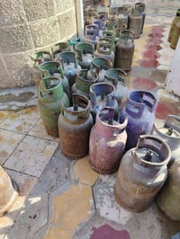 قناني غاز • فارغة