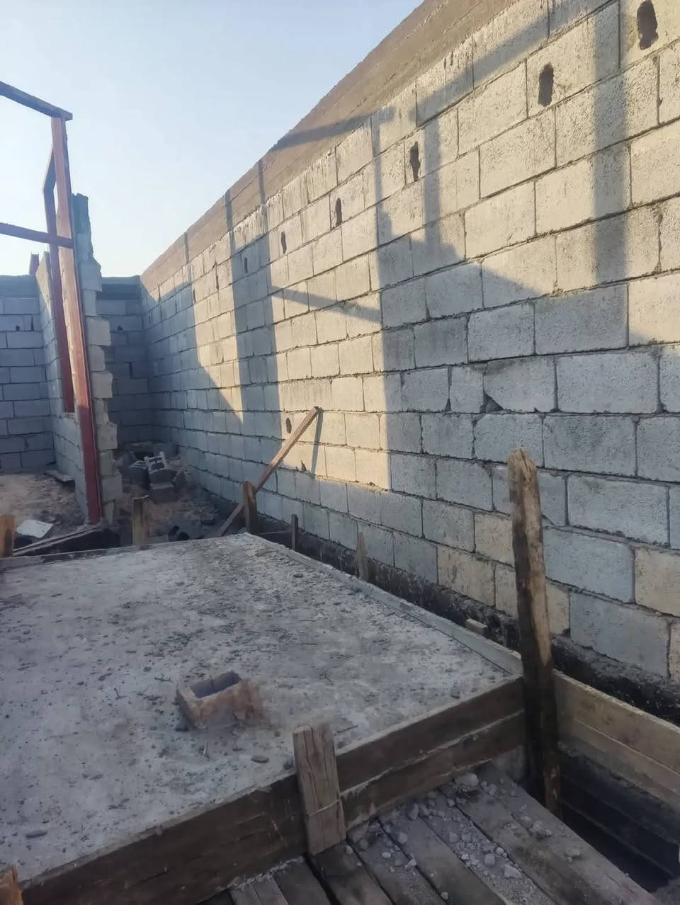 خلفه بناء ولبخ ابو الخصيب ***********
سلام عليكم خلفه بناء ولبخ شغل درجه اولى موقع العمل ابو الخصيب للتصال ***********
