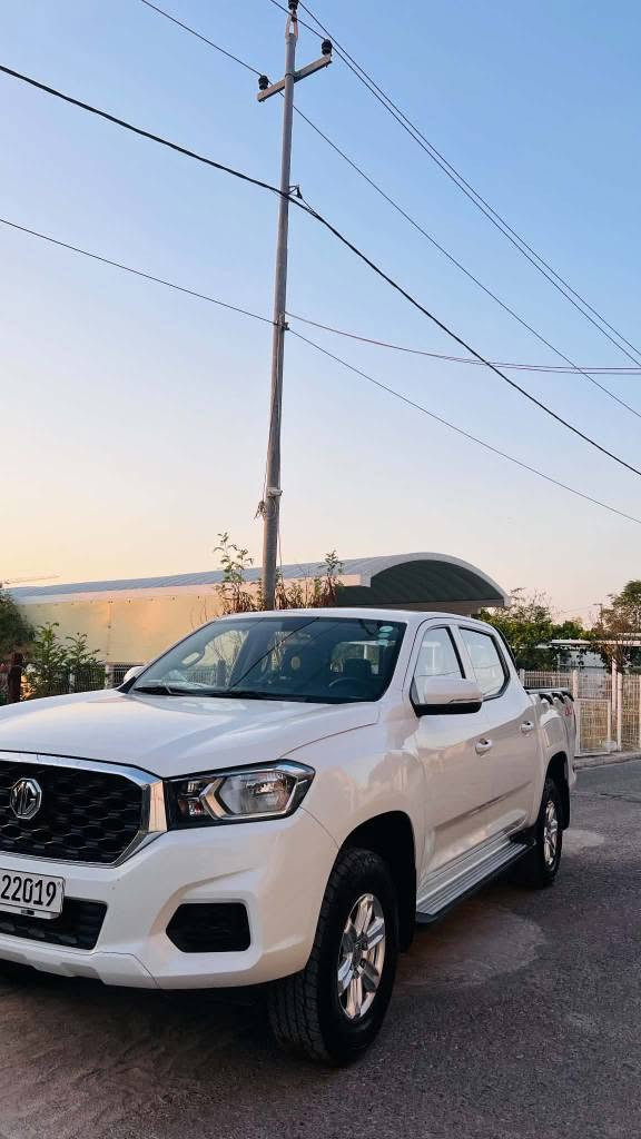 Mg T60📦
ئيمجى پيكاب 2024 
مه كينه 2.4 مستەر بۆشی 
گیرحادی و دەبل اکسل
28هەزاری حەقیقی رۆشتوە📦
سیارەکە هیچی نیە بە س پەلە pdr کی هەیە لە کۆتای رسمەکە دامناوە لەوە زیاتر هیچی تری نیە
سحری 168 وەرەقە ومحاملە
بۆ زانیاری زیاتر پەیوەندی بەمژمارەبکە
ژ:*********** أربيل, العراق
