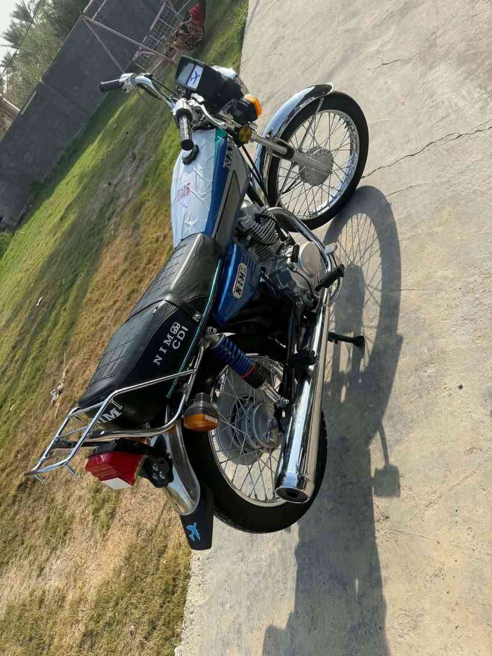 سلام عليكم للبيع موديل 2025 سعر 590 اوراق نضيفه لدراجه ومتعوب عليهه كلش كل نقص ما بيهه مكفوله من كلشي كهربايات كامله مكان كربلاء السياحي الدعوم للستفسار ***********
