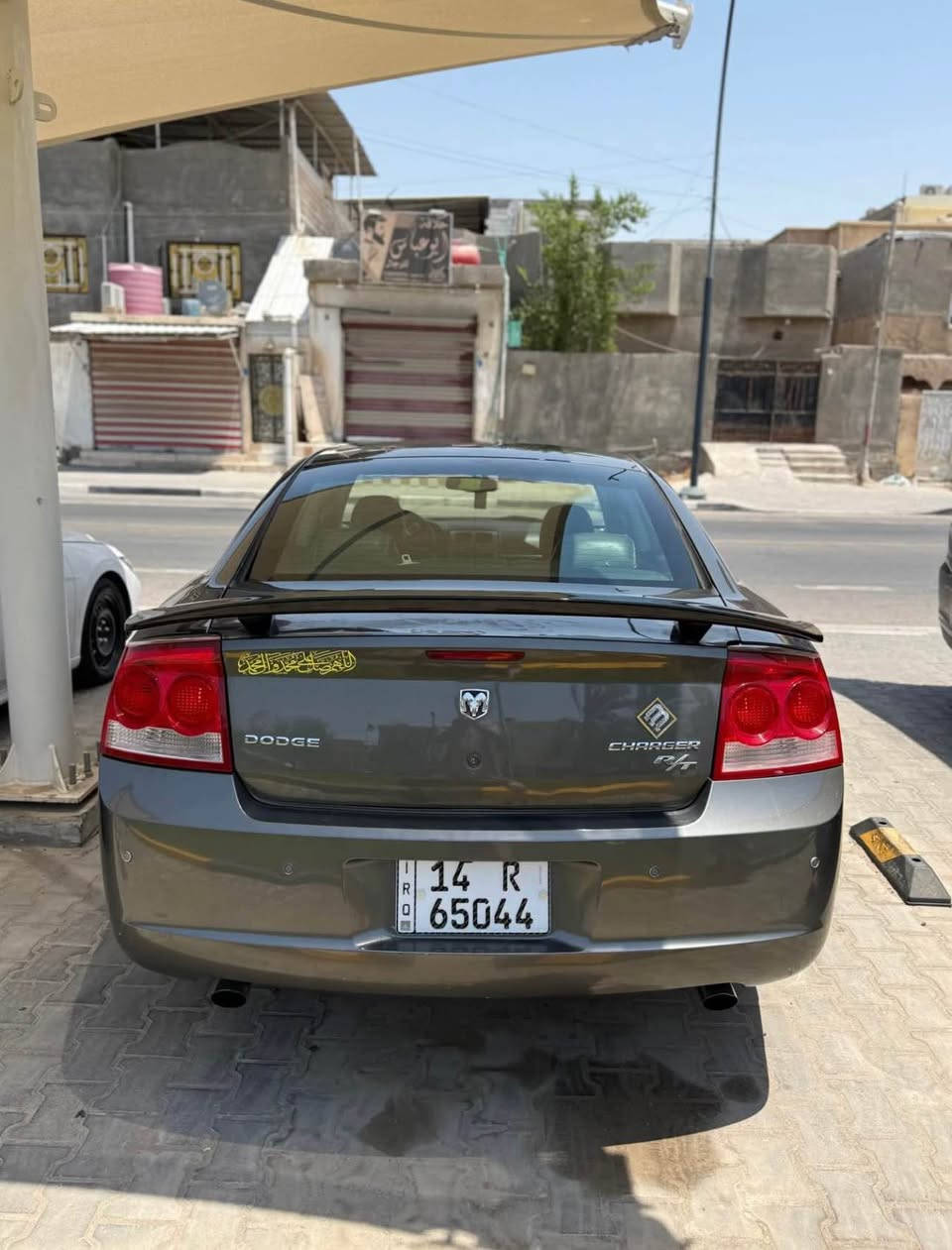 جارجر 2010 اصل
وارد خليجي
محرك هيمي 5700
السياره بيها باب خلف السايق تبديل بسبب خياس
فول مواصفات 
كشنات كهرباء
تدفئة بالكشنات
دواسات كهرباء
شاشه 
كامره
حساسات خلفيه بلاد
مكينه وكير كفاله
عليها كمبريسر جديد ومنظومه التبريد قبل 10 ايام شادهم
السعر103
مكان السياره البصره الاصمعي الجديد 
***********
اتصال او واتساب البصرة, العراق
