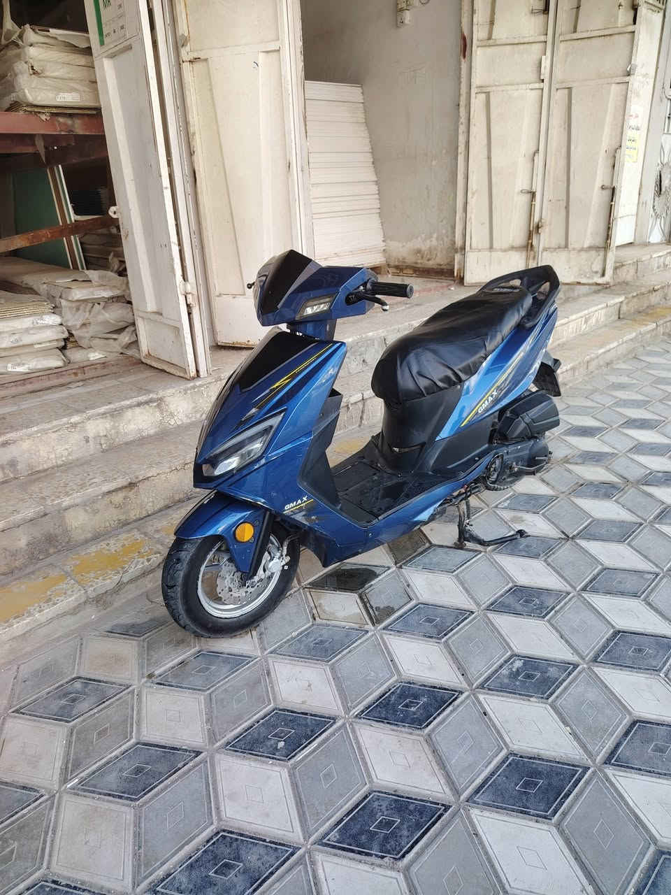 دراجه سكني الصيني للبيع  سعر 225 العنوان ديوانيه شارع فرق الموسيقيه رقم التليفون هذا ***********📞
