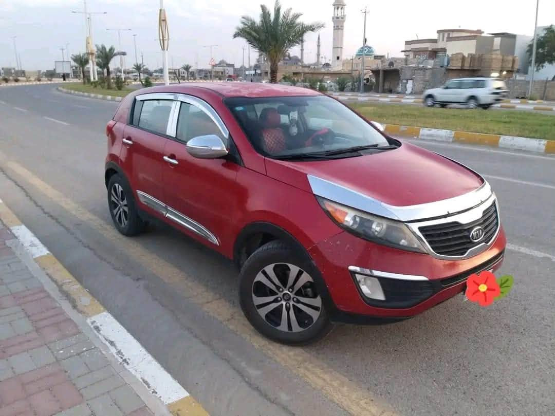 السلام عليكم
سبورتج للبيع وارد امريكي 2012 محرك 2400 دوش رقم بغداد باسمي تحويل مباشر جاهزة من كلشي كير محرك تبريد حدادية كله بشرط ضررها قطعتين جهة السايق
السعر 119 $ وبيها مجال
‭***********‬
