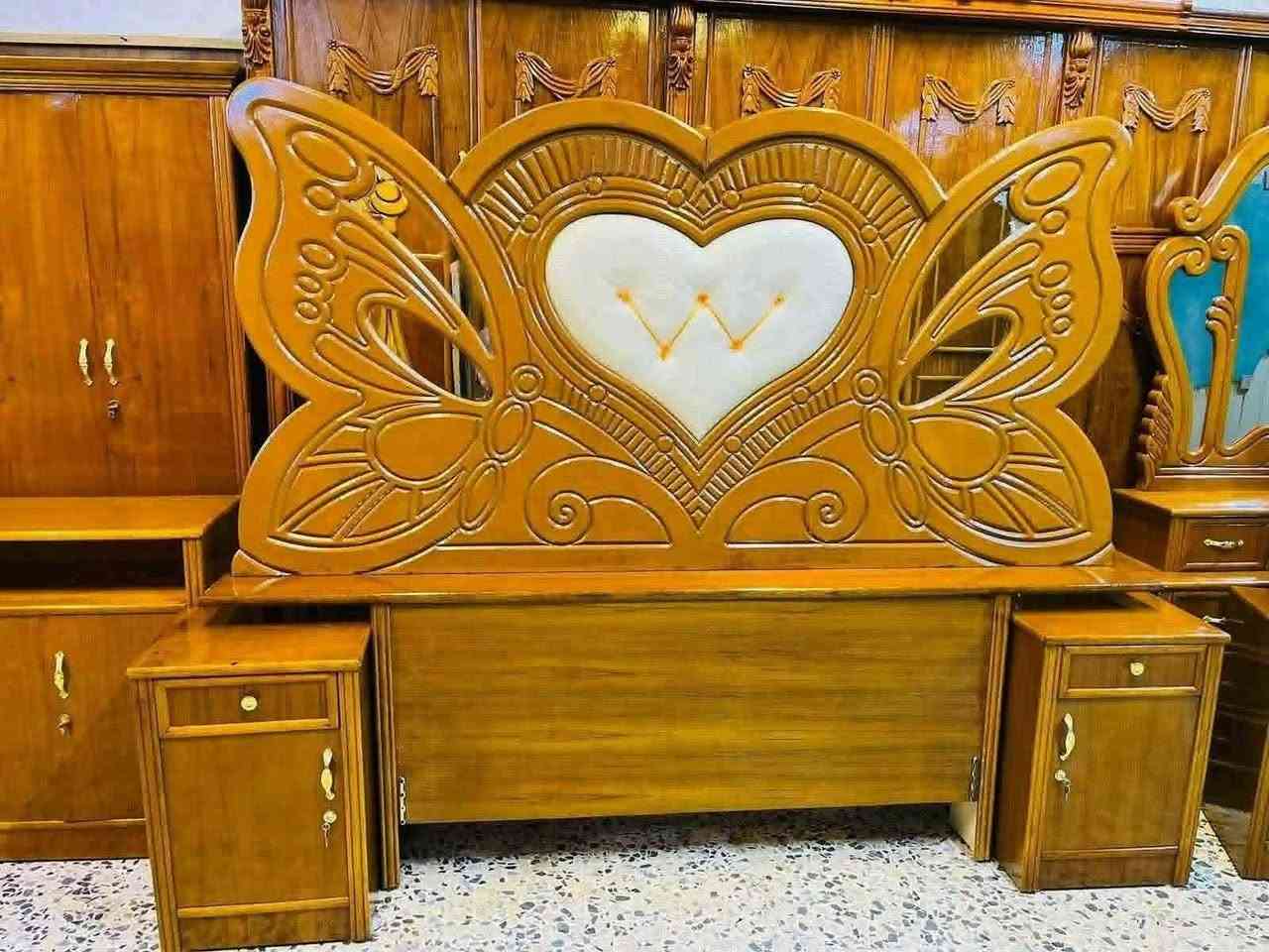 🤎 غرفة نوم خشب صاج عراقي 🤎
✨ شغل صاج زان، نظافة 90٪
✅ داخل وخارج صاج زان
✅ ظهر صاج جرجوبة
✅ نقش وحفر يدوي
✅ يدات ذهبية
🎨 لون عسلي جميل يليق بكل ديكور
💰 السعر:   ب850 قفل 
🚚 شد ونقل مجاني داخل بغداد
📦 توصيل لجميع المحافظات بالكروة
📩 للحجز والاستفسار راسلنا على واتساب***********❓
