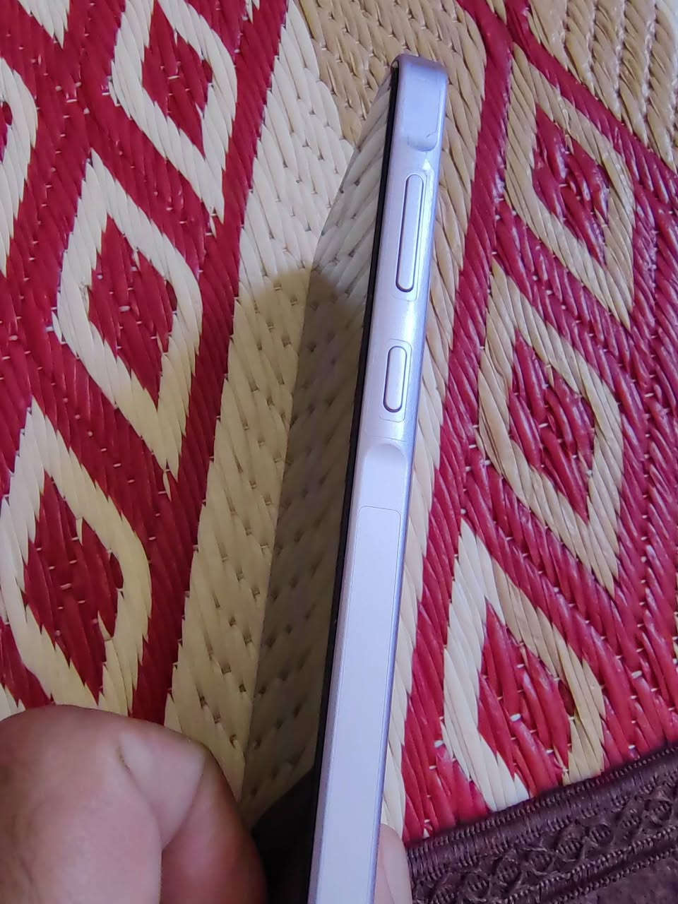 كلكسي 5G a35 جديد مستعمل شهر بعده بلزكات الشركة لون مميز ذاكره 8/128..
بطارية 5000 شحن سريع 25 واط
معالج Exynos1380
معدل تحديث الشاشة 120 هيرتز
كاميرا 50+8+5 ميكا بكسل
بدون غراض فقط جهاز  بيع فقط
السعر (265) الف دينار
العنوان/ قرب مرقد الحر
***********
***********
