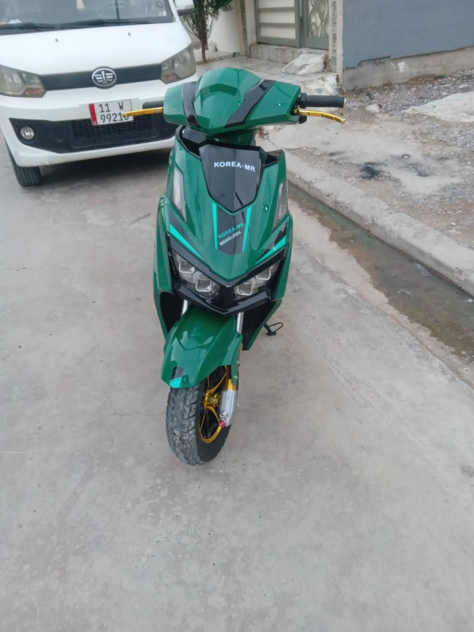 سكنس • ٦ باتريات • شحن