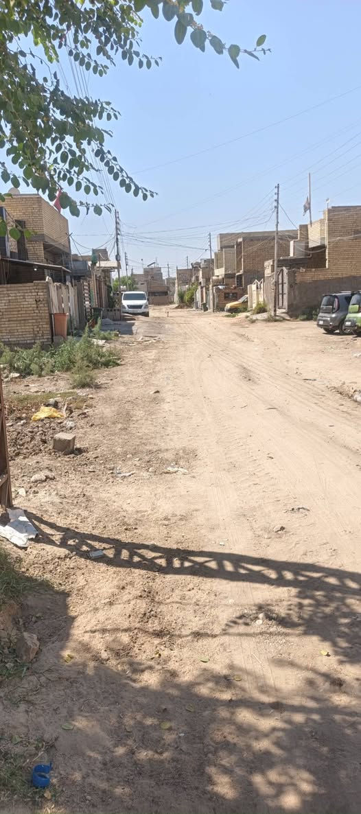 للسلام عليكم بيت 100 متر منطقه النفط بضهر التجاري منطقه جاي يشتغلون بيهه مجاري
الاستفسار خاص  ***********
